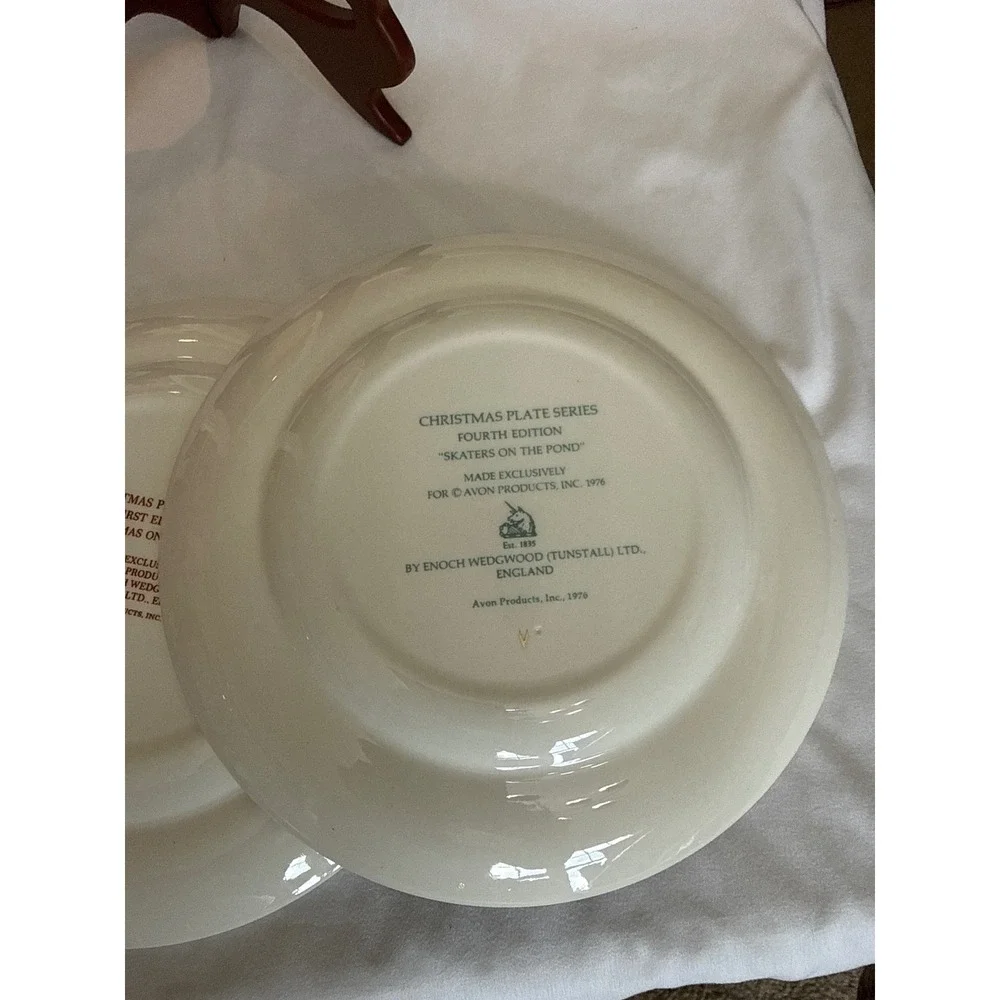 Avon Christmas Plates 1973 First Edition 1975 Enoch Wedgwood England Set of 2